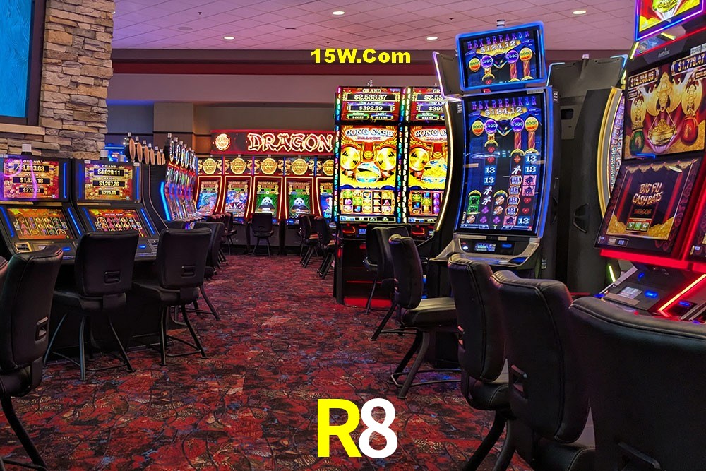 Live Casino R8